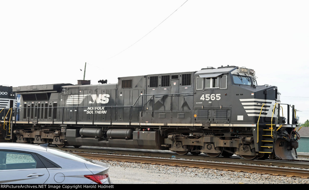 NS 4565